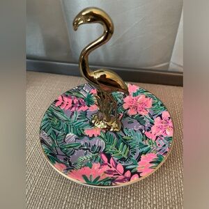 Lilly Pulitzer ring holder in Slathouse Soirée pattern. NWOT, never used.